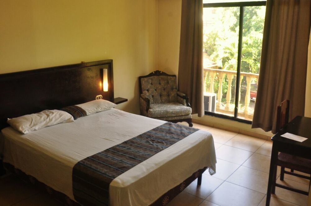 Hotel Molina La Ceiba Extérieur photo