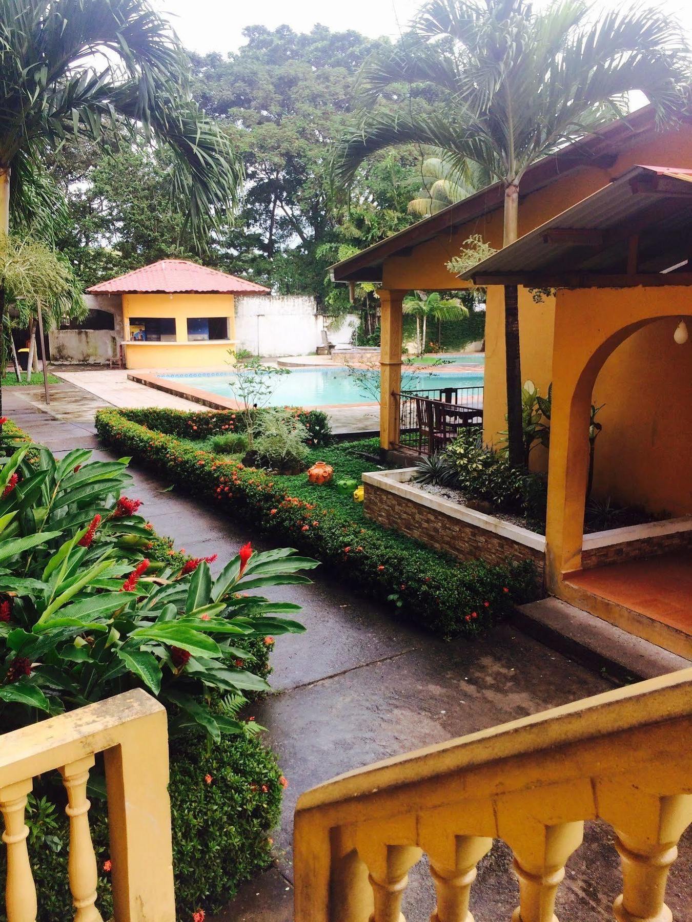 Hotel Molina La Ceiba Extérieur photo